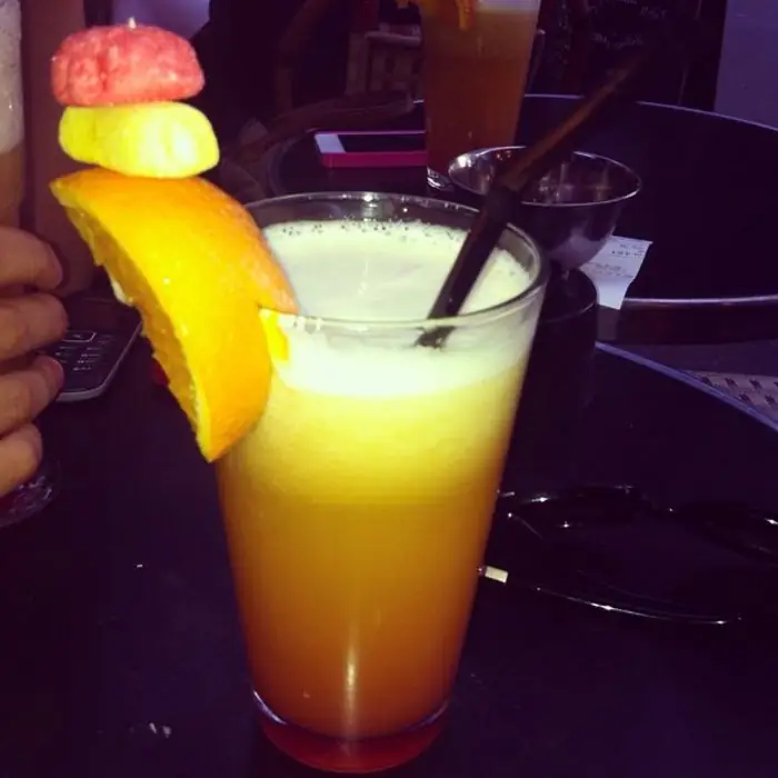 Bora Bora (Non alcoholic Cocktail Highball glass)