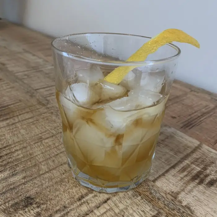 Broadside (Alcoholic Cocktail Highball glass)