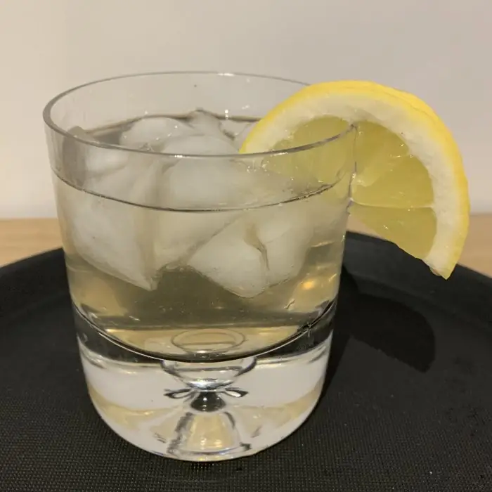 Flying Dutchman (Alcoholic Ordinary Drink Old-fashioned glass)