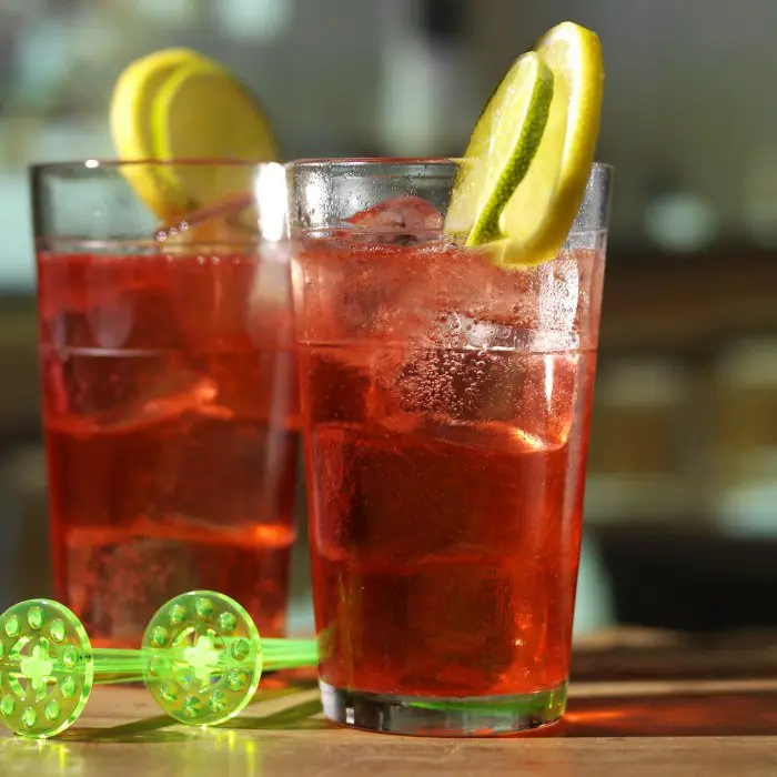 Gin Rickey (Alcoholic Cocktail Highball glass)