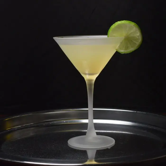Kamikaze (Alcoholic Ordinary Drink Cocktail glass)