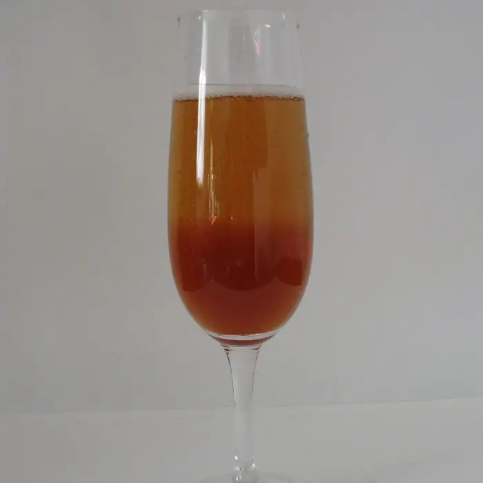 Kir Royale (Alcoholic Ordinary Drink Champagne Flute)