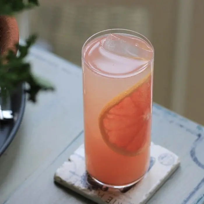 Lazy Coconut Paloma (Alcoholic Cocktail Highball glass)