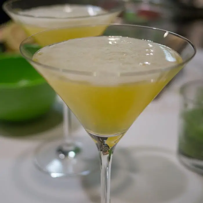 Lemon Drop (Alcoholic Cocktail Cocktail glass)