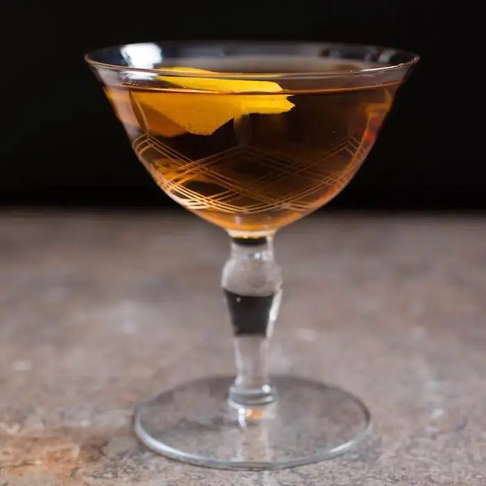 Martinez 2 (Alcoholic Cocktail Cocktail glass)