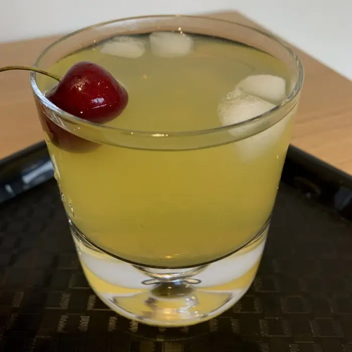 Monkey Wrench (Alcoholic Ordinary Drink Old-fashioned glass)