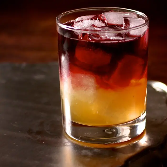 New York Sour (Alcoholic Ordinary Drink Whiskey sour glass)