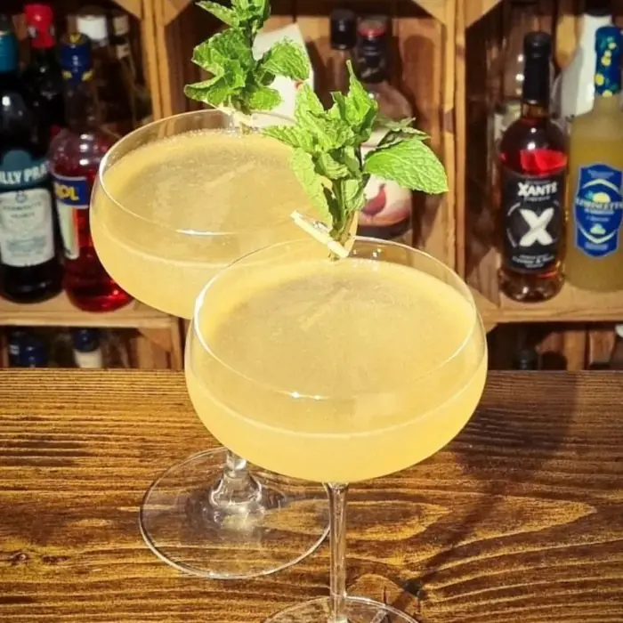 Old Cuban (Alcoholic Cocktail Cocktail glass)