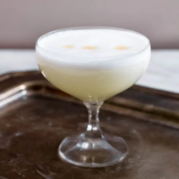 Pisco Sour (Alcoholic Cocktail Cocktail glass)